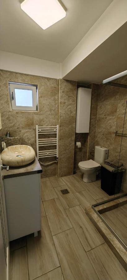 Apartament 1 Mai Bloc Nou-Self Check-In Craiova Exterior photo